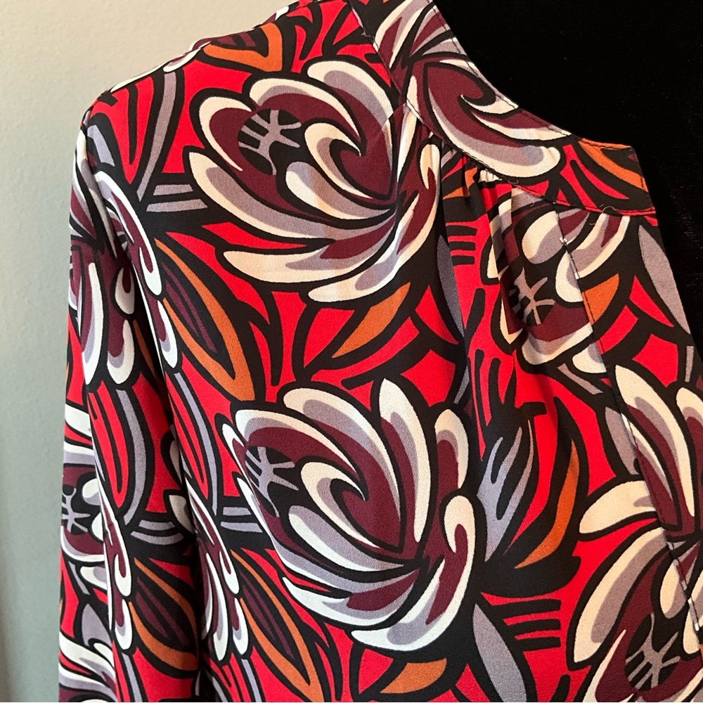 LOFT Floral Blouse Split-Neck Work Top Large Flowers Pop of Color PopOver Tunic